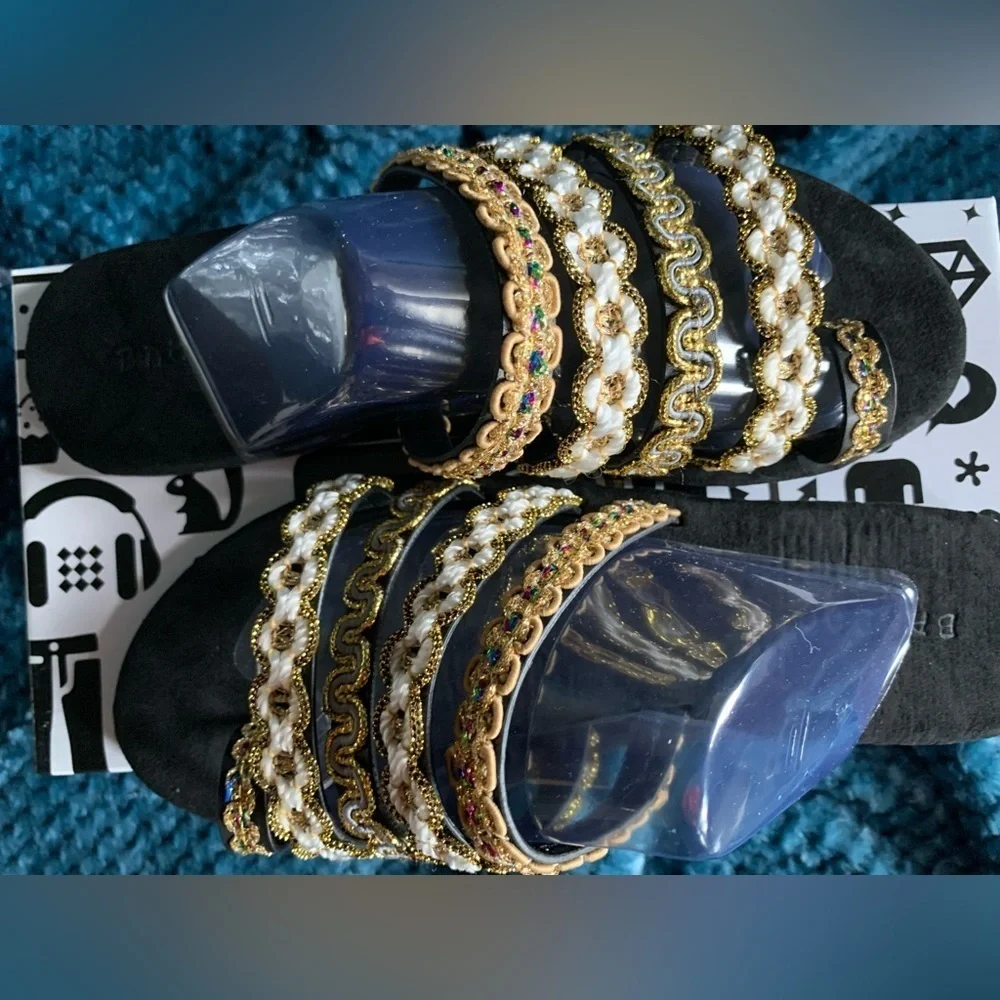 🌸BAMBOO Black & Gold Jeweled Strap Strappy Sandals in box.New! 4 sizes.